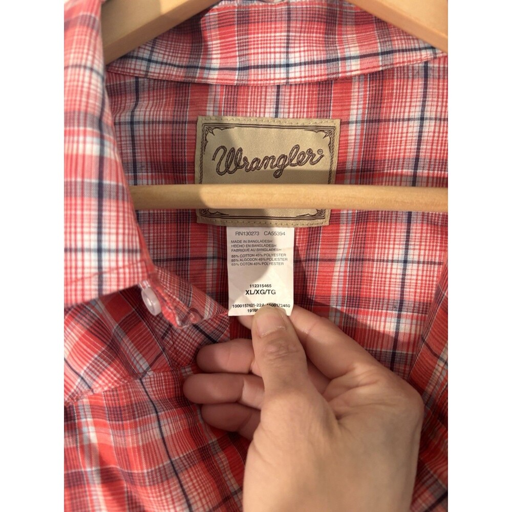 Vintage Wrangler Red/White/Blue Plaid Country, Prairie, Horse, Cowboy , Size XL